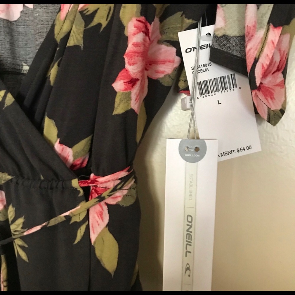 NWTO'Neill Cold Shoulder Wrap Sundress in size Med - Picture 7 of 8